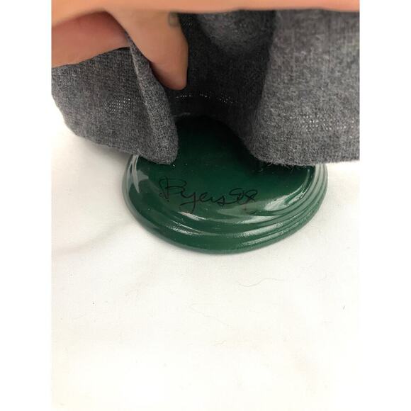 VTG Byers Choice Caroler Figurine 13" Woman Dipped Candles in Basket 1999 - Picture 10 of 14